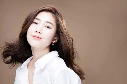 2017 메이크업 트렌드, ‘커버력, 밀착력, 지속력 갖춘 기능성 비비크림’