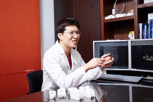 강동경희대병원 교정과 강윤구 교수