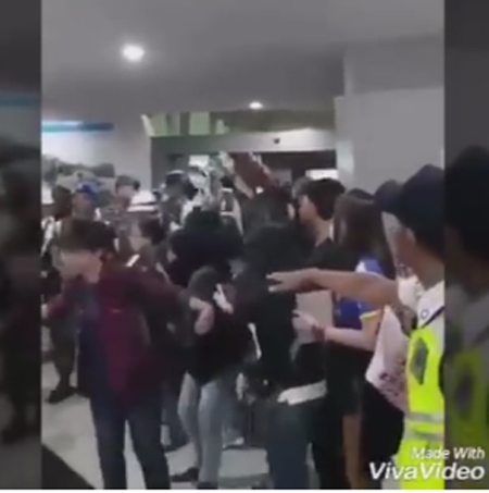 '갑자기 무너진 줄 난리'...태연, 자카르타 현지에서 때아닌 곤혹