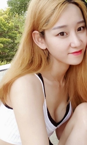 효리네 민박 정담이, 가녀린 팔뚝 드러낸 채 꽃미모 발산 '감탄만 나오네'