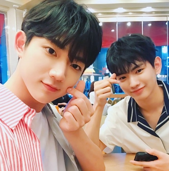 안녕하세요 이의웅, 안형섭과 다정샷...꽃미모에 '심쿵'