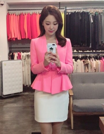 '다소곳한 청초함'...김가영 아나운서, 핑크 재킷 핑크핑크