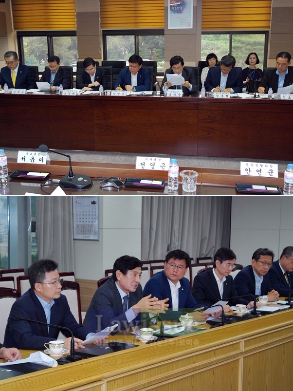 이헌승 부산시당위원장, 조경태·유재중 국회의원, 석동현․김호기․김척수 당협위원장, 이해동 부산시의회 원내대표, 박중묵 부산시의회 교육위원장 등이 참석해 여중생폭행사건 대책을 논의하고 있다,