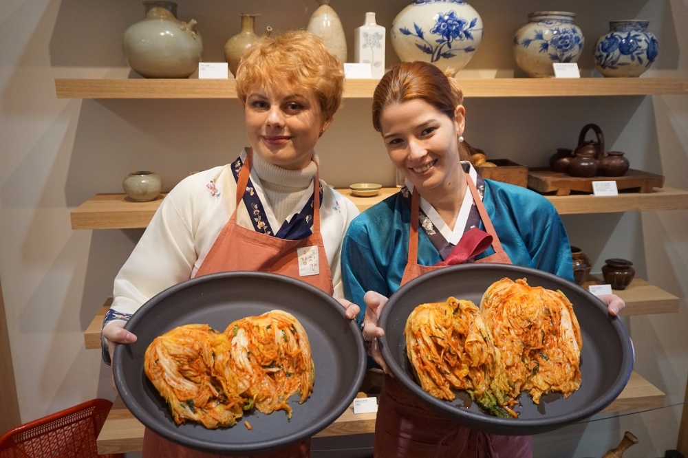 풀무원 뮤지엄김치간, 한복 이벤트 실시