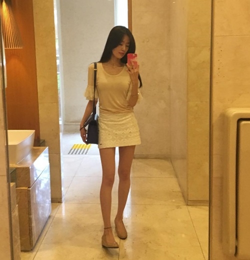 한선화, 부러질 듯한 여리여리 각선미 '그저 감탄만'