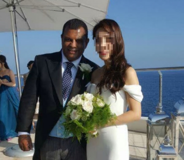 에어아시아 회장, 반려자에 대한 궁금증 커져..."전직 승무원?"라는 글도 등장