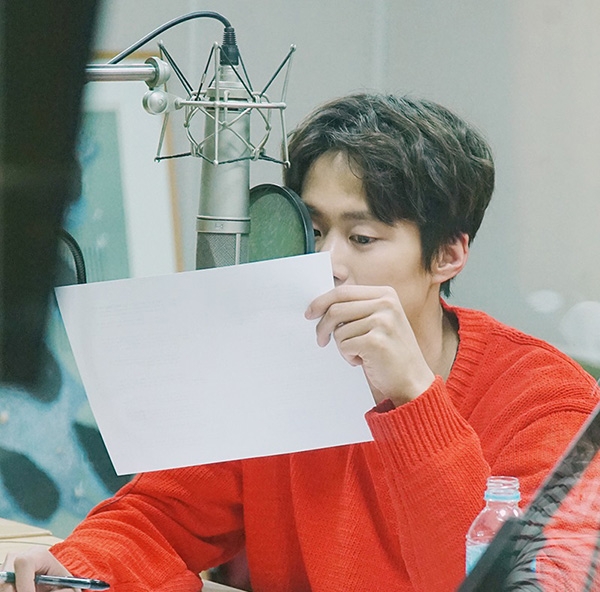 공명X강한나, ‘다빈치 얼라이브:천재의 공간’전 오디오 가이드 녹음