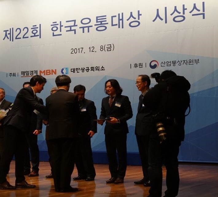 (사진=못된고양이)