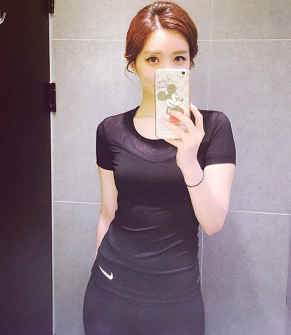 김소영 아나운서, '머리질끈 수수한 차림...감춰지지 않는 우월함'