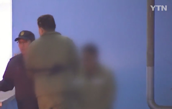 이찬오, '눈을 의심케 하는 행동...도마 위 이게 무슨 짓?'