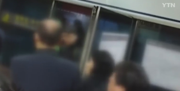 서울지하철 1호선, 동장군도 스톱하게 만들었다...출근길 불편소동