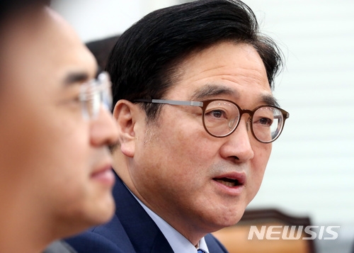 우원식 “법원행정처, 해체 수준으로 개혁…신뢰 회복하는 길”