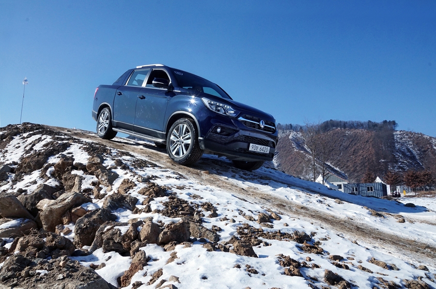 스노드라이빙스쿨 사면경사로.(사진=쌍용자동차)