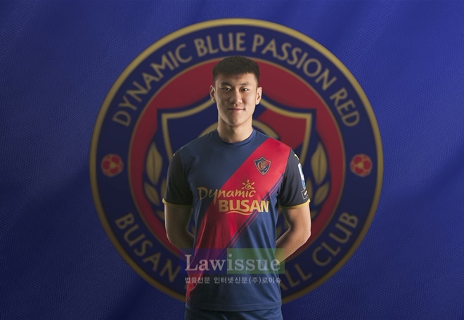 부산FC에 합류한 중국 U-19세 대표팀 출신 수비수 양조휘.(사진=부산FC)