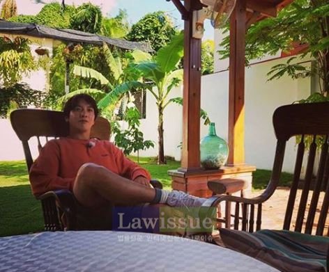 정용화, 잡음 일자 발빠른 대응...쏠리는 눈눈눈