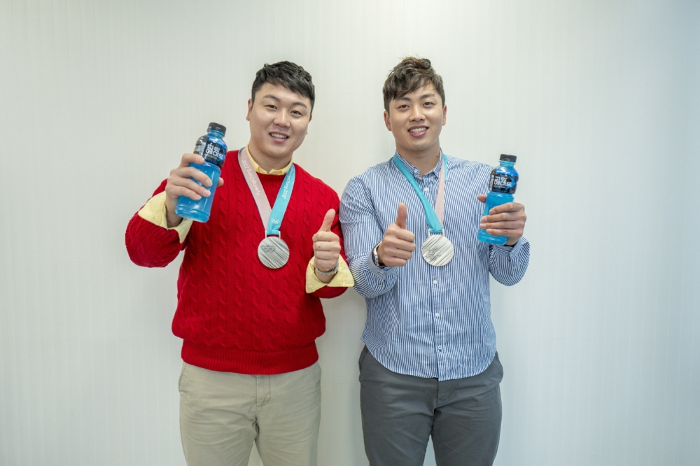 파워에이드 원윤종∙서영우 인터뷰 이미지. (사진=코카콜라)