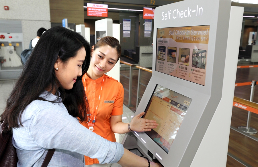 셀프체크인(사진=제주항공)