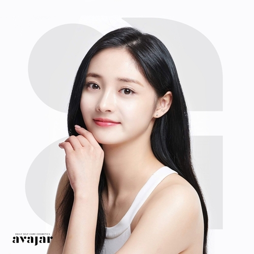 프리스틴 결경, 코스메틱 브랜드 모델 발탁