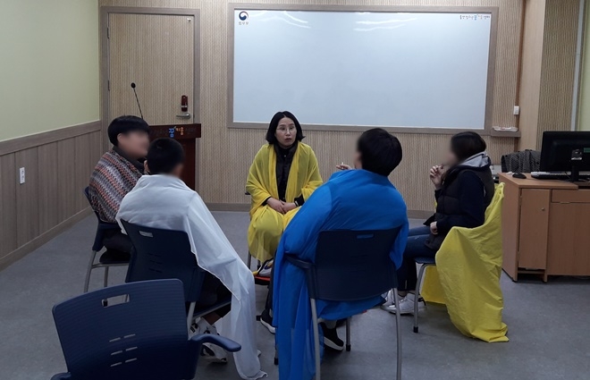 공감역할극 수업을 진행하고 있다.(사진제공=울산청소년꿈키움센터)