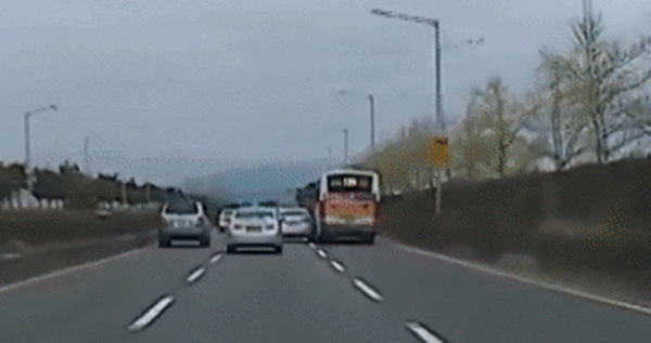 울산버스사고 블랙박스, 갑작스레 급격힌 침범...피할틈도 없었다