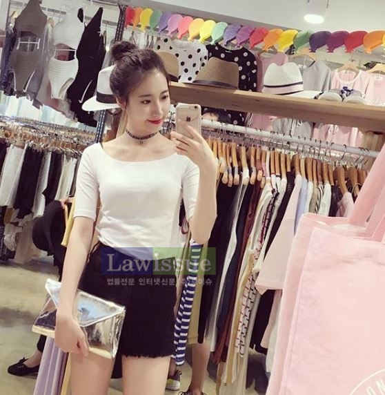 배동성 딸 배수진, 흰티에 검은 반바지로 우월한 기럭지 뽐내