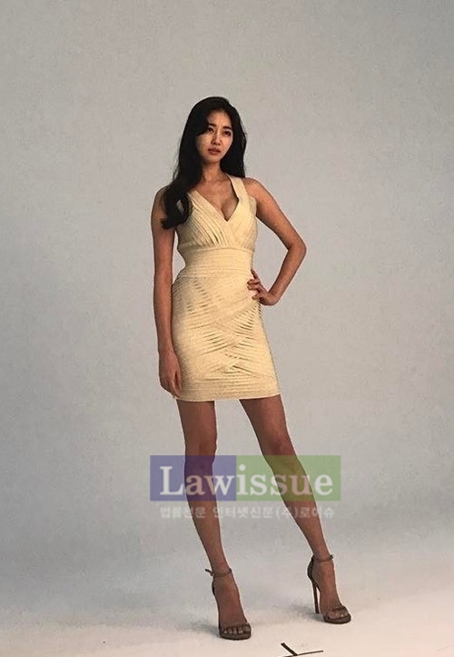 김사랑, 이른 아침부터 뜨거운 관심....이런 일이 어쩌다가