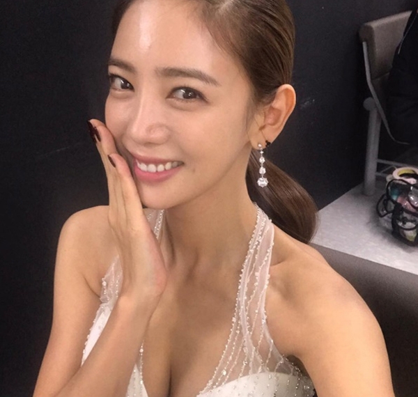 이태임, 사적인 공간에 게재된 한장....또다시 논란의 소용돌이