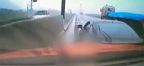 '투스카니' 몰던 한 남자...갑자기 나타나 남다른 판단