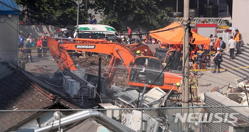 용산 붕괴, 급작스런 예기치 못한 상황...이에 쏠리는 눈눈눈