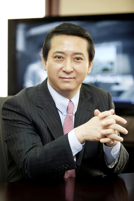 (주)LG의 신임 COO로 선임된 권영수 LG유플러스 부회장. (사진=LG)