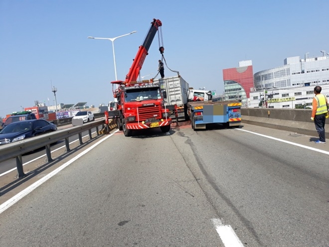 교통사고 현장. (사진제공=부산지방경찰청)