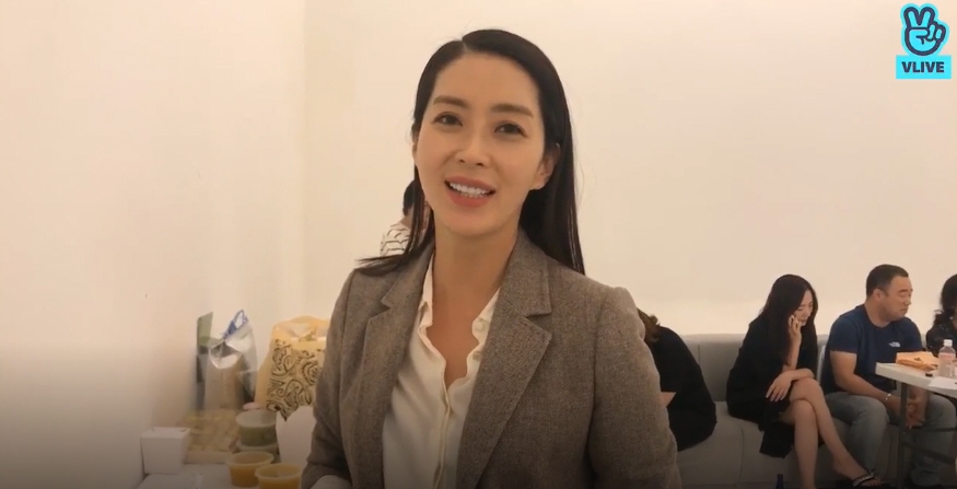 조르쥬레쉬, 송윤아와 함께 하는 18FW 화보 촬영