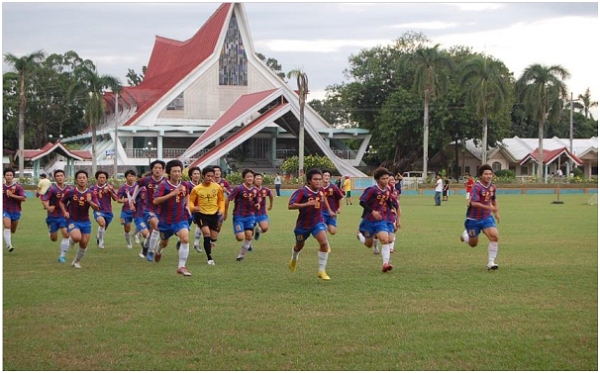 필리핀일로일로 CPU대학교 스포츠경기분석학과로 제2의 축구인생 시작
