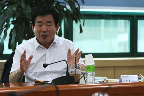 김진표 “중소기업 창업 생태계 조성 시급…이번 국회가 금융개혁 골든타임”