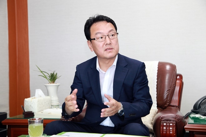 양승권 부산본부세관장은 국민의 안전과 직결되는 물품에 대해서는 특히 중점을 두고 있다고 한다.