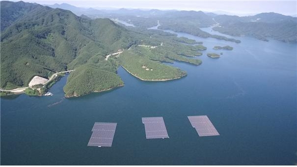 충주댐 수상태양광.(사진=K-water)