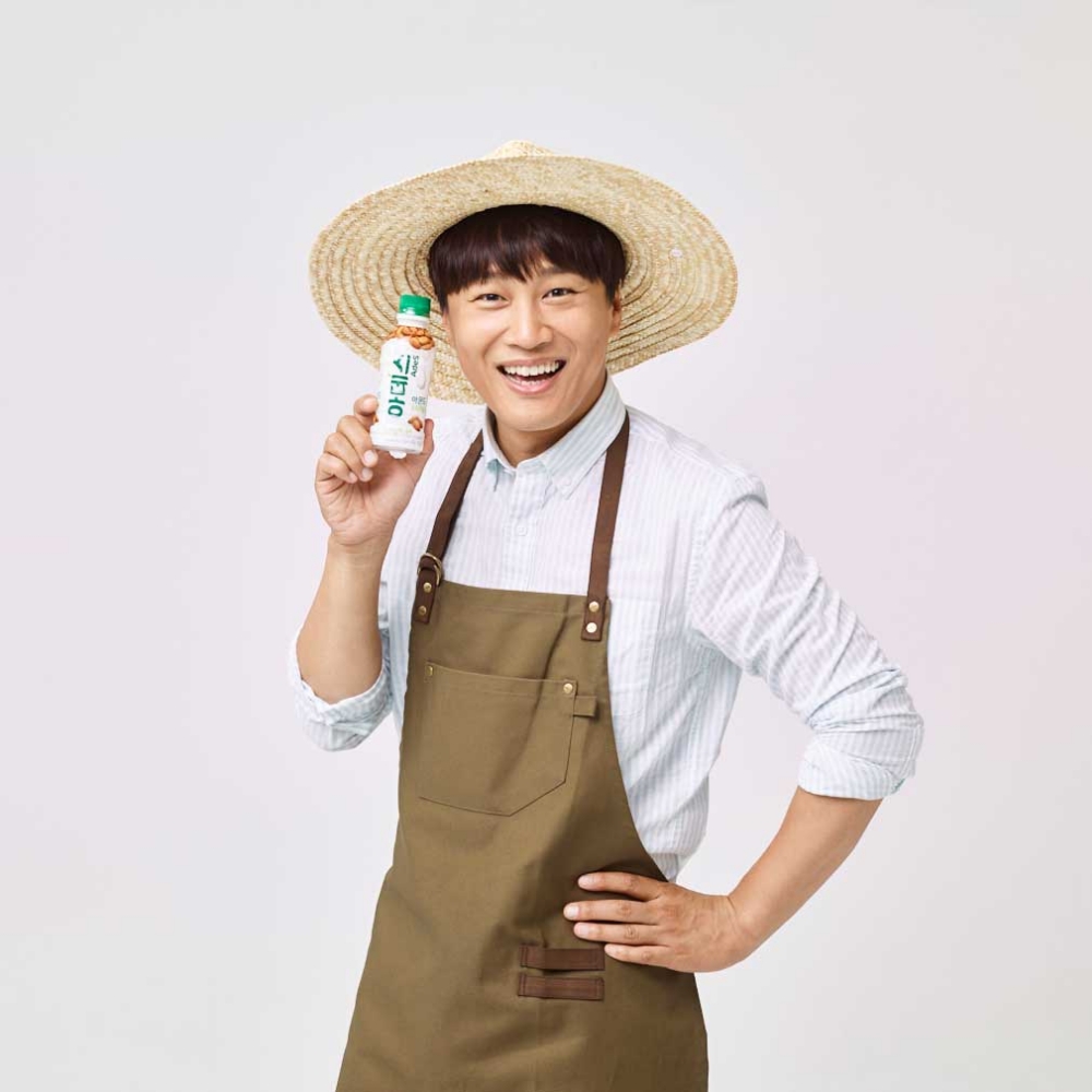 ‘아데스’ 모델로 차태현 발탁