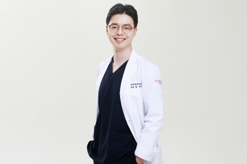 동안 외모 되찾는 눈밑지방재배치, 내게 맞는 수술 솔루션 선택이 중요