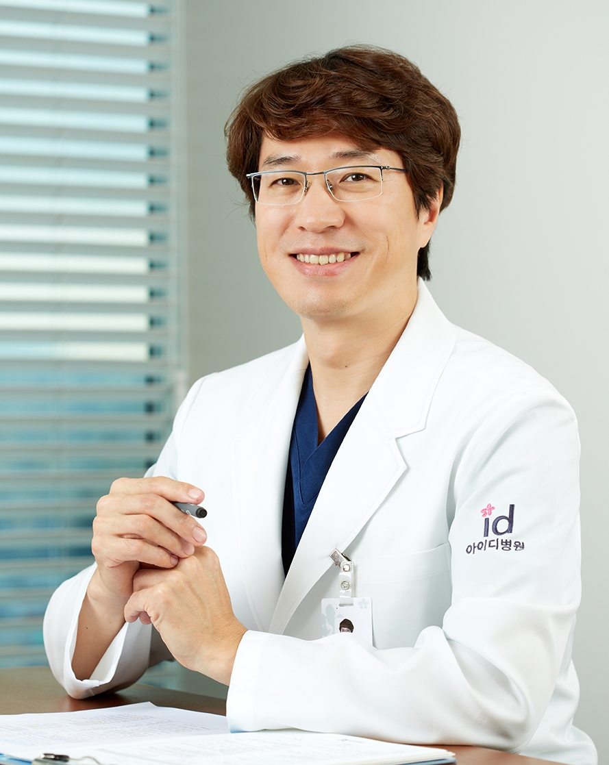 (사진=성형외과 전문의서영태 원장)