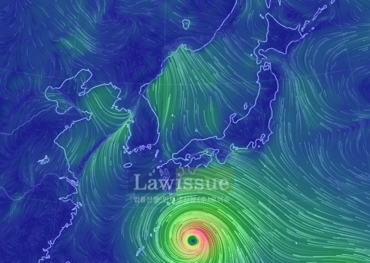 태풍경로, 솔릭 다가옴에 따라 늦출 수 없는 긴장감...날씨에도 향하는 이목