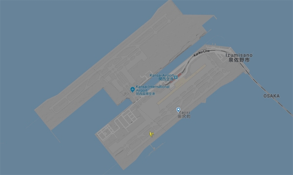 '일본' 간사이공항, 경비행기 한대 유유히...텅 비어버린 하늘길