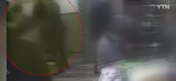 삼십만명에 임박 수많은 이들이 기다리는 답변...'여전히 들끓는 사건'