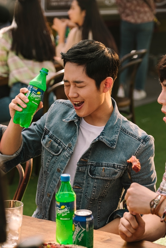 2018 Sprite & Meal TVC 비하인드 정해인 컷. (사진=코카콜라)