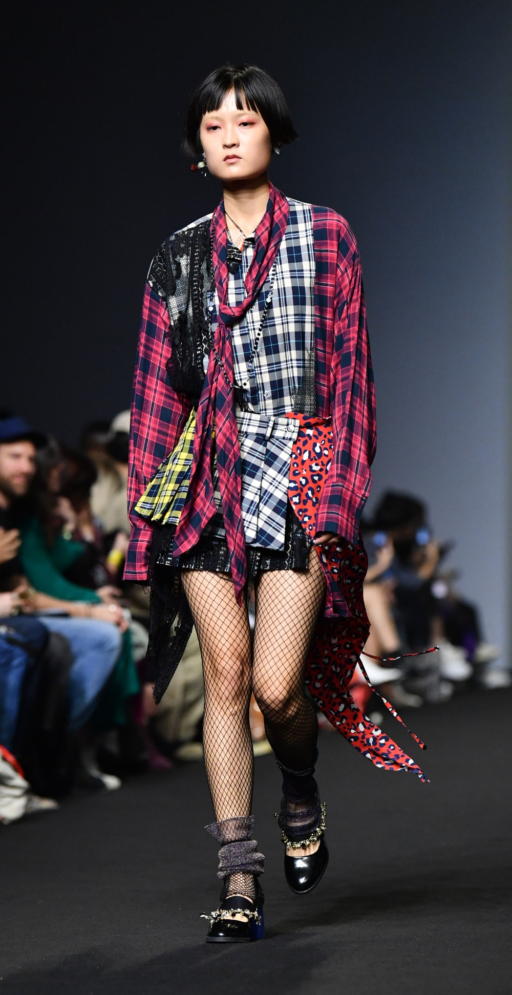 2019 S/S 헤라서울패션위크 알쉬미스트 with 캠퍼, 두번째 협업 진행