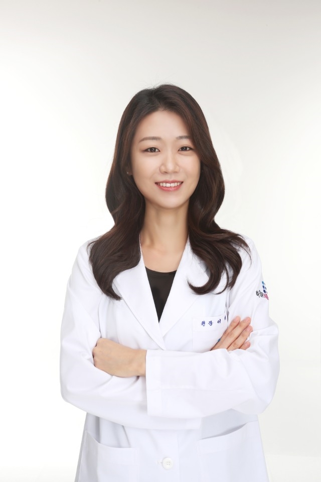 겨울철 발생하는 여드름, 피부과에서 흉터·상처 진단 후 체질 개선 병행해야