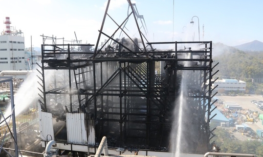 간담 서늘케 한 불소식....울산 롯데케미칼 화재, 다행히도 큰일 없었다