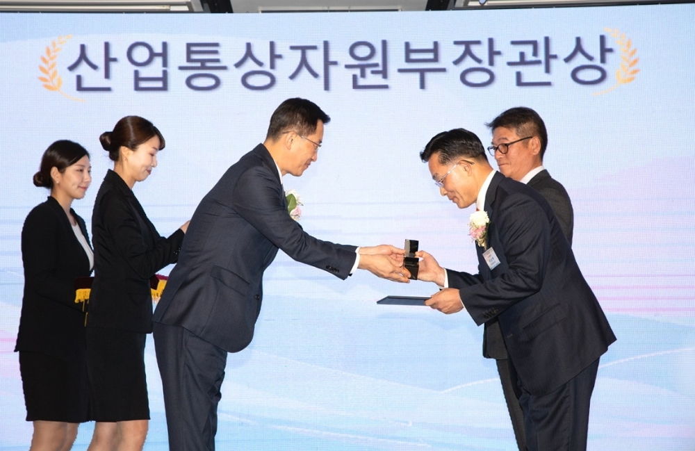 풀무원, ‘대한민국 사랑받는 기업 정부포상’서 공유가치창출(CSV) 부문 수상