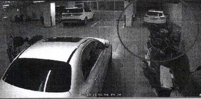 차량을 절취후 도주하는 모습.(사진제공=부산지방경찰청)