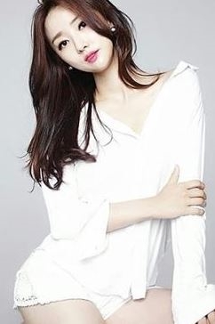 황미나 아나운서, 감탄만 나올 수 밖에...'우윳빛 피부 속 고혹미로 똘똘무장'