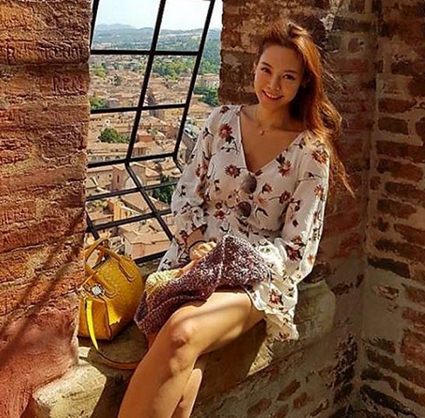 안현모가 이날 하루 대중들의 집중적인 시선을 받고 있다 / 출처 에스엔에스